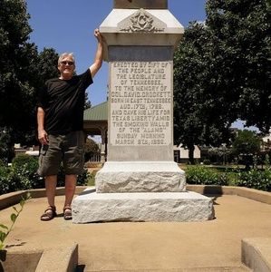 Meet your Posher, Bob